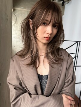 サイン 渋谷(SIGN) 20代30代トレンドなレイヤーカットハッシュカットレイヤーボブ