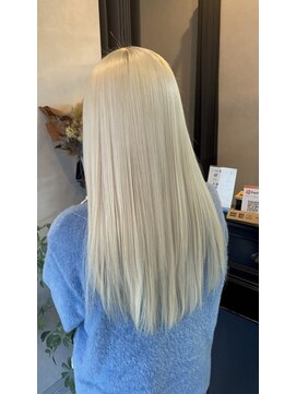 エンカウントバイマハロ 千葉(encount by mahalo) ホワイトブロンド