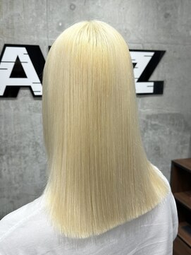 オルズ 渋谷(ALLZ) ホワイトブロンドハイトーンダブルカラーケアブリーチケアカラー