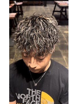 バグジー 中間(BAGZY) ハイライト（メッシュ）パーマ