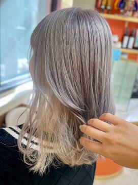 エターナルバイマティーナ(Eternal by MATINA) 【ホワイト×シルバー】20代30代40代50代