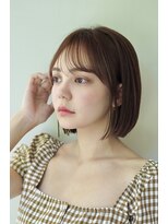 ノーヴェ(Nove) パーソナルカラーイエベ春タイプ 前髪有りミニボブ