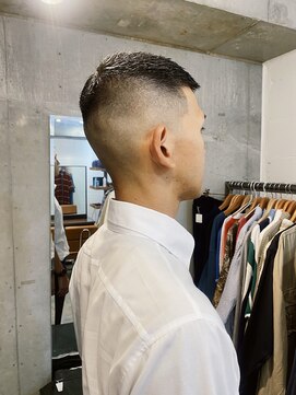 グッドプレイスアンドシング(Good Place&thing) メンズカット刈り上げフェードスキンフェードバーバー