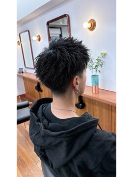 ザデイトウキョウ 表参道 青山(THE DAY TOKYO) スパイキーショート/くせ毛ショート/表参道駅