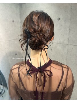 スケール(=SCALE) 《ヘアセット+フルメイク》