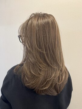 ムード(MOOD,) ヘーゼルベージュ