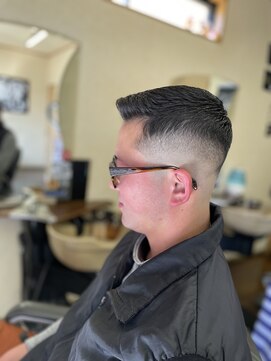 バーバーサトウ(BARBER SATO) フェザーアップ