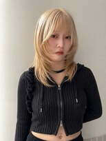 ステン(sten)&nbsp;ハッシュカット/ウルフカット/レイヤー/ブロンド/抜きっぱなし