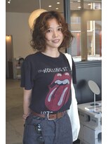 ノイ(noi) レイヤーカットパーマで毛先ウェーブミディアム