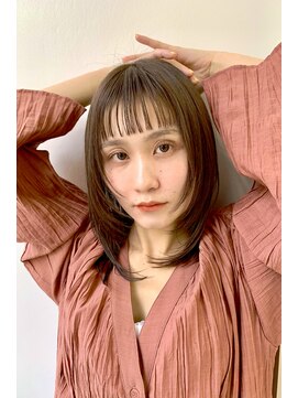 スリーアン(THREE ann.) 顔まわり小顔前髪カットベージュカラーミディアムレイヤーボブ