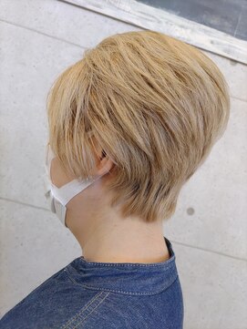 アンナ ヘアアンドアイズ(AnNa hair&eyes) ショトレイヤー