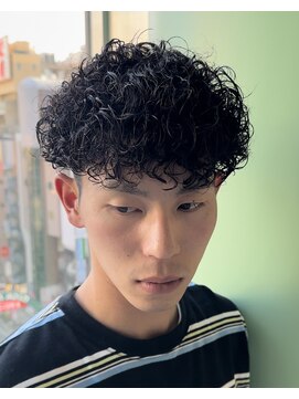 サロン ド ロイ(Salon de Roi) くるくるパーマツイストスパイラルメンズパーマ　六甲神戸三宮