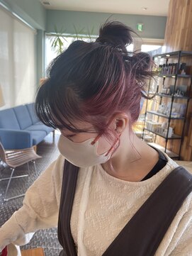 ヘアラウンジ アングゥ(hair lounge ungu) インナーピンク