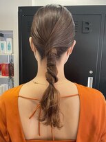 レガーミ(Legami)&nbsp;甘さ控えめ タイトな編みおろしスタイル