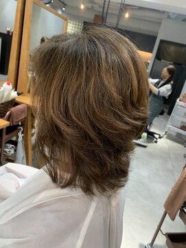 エル 横浜(eL) ウルフカット