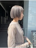 ダブルカラーグレーシルバー透明感カラーケアブリーチ韓国ボブ