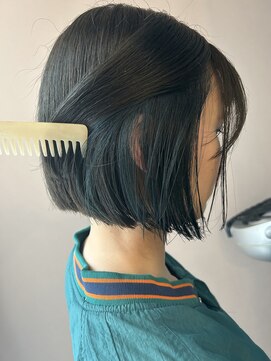 ハブ(hub) 【天神今泉】インナーカラーグリーン