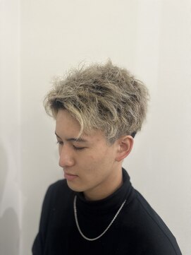 デフカッヅ 北千住(DEF CUTZ) ショートツイスト