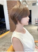 くびれショート/アッシュベージュ/大人可愛い【岡村大介】