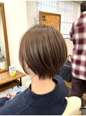 ショートカット 赤味消しオリーブベージュ