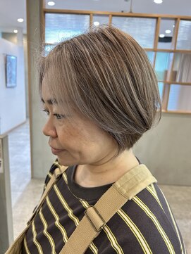 ブランシェ JR勝川駅前店 フェイスフレーミングっぽくハイライトカラー×白髪ぼかし