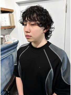 クイン(qin) 野暮ったメンズウルフパーマ