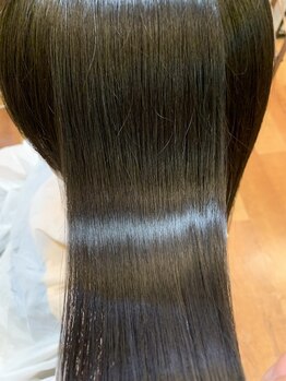 一人一人の髪質やダメージレベルに合わせて選べるトリートメント♪髪の芯から潤う艶やかな仕上がりに☆