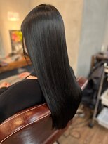 スローネ(THRONE)&nbsp;縮毛矯正で艶髪／20代30代40代／新宿／髪質改善