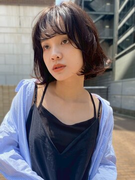 オーシャン(Ocean) ショート ボブ 前髪カット アッシュグレー 顔周りカット 20代