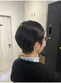 耳を出したスッキリショート