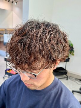 フゥ 宇都宮戸祭(FeU) 宇都宮メンズカットメンズパーマ波巻きスパイラルパーマツイスパ