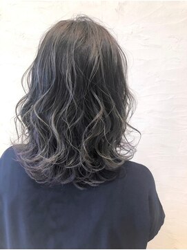 モアナ バイ ヘッドライト 松山(Moana by HEADLIGHT) Moana【松山】#グレージュ#デジタルパーマ#コテ巻き風