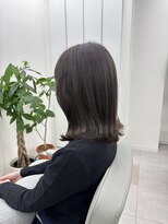 タビー(TABBY)&nbsp;透明感ある暗髪カラー