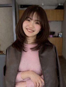 エトワ 中央店(etoi) 大分ハッシュカット胸上鎖骨下ミディアムレイヤースタイルかるめ