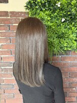 ヘアデザイン アーティーズ(Hair design Artyz) グレージュ