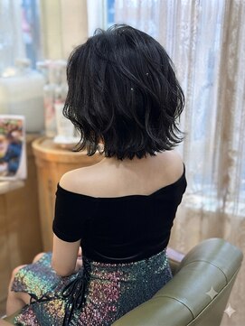 ソレイユ 新宿御苑前 (SOLEIL) 巻いても可愛いレイヤーボブ