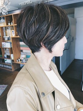 ヘアーエン(HAIR en) 大人のアシンメトリーボブ