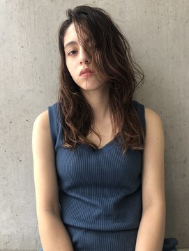 バロンフェム(baLon.fem) 艶感たっぷりカーキベージュ/Stylist AI Honda
