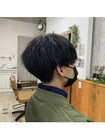 猫と三日月&nbsp;学生カット・マッシュスタイル