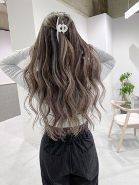 キオク(KIOX) contrast highlight