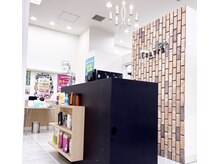 クオーラ ヘアサロン(Cuaura HAIR SALON)