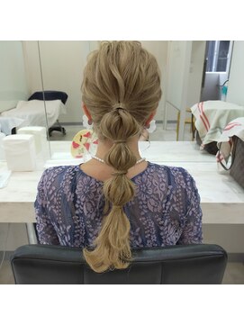 ヘアセットサロン ラシク(LaCQ) 長さを生かしたスタイル