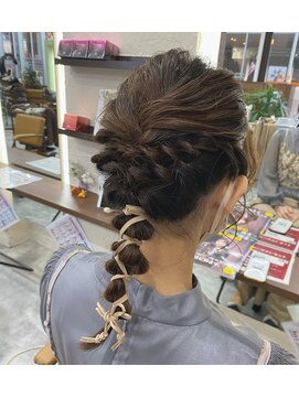 エイム ヘアメイク 横川店(eim HAIR MAKE) 紐アレンジ