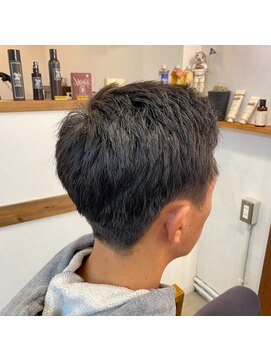 アイノベル(‘Inovel’) 癒しヘッドスパ+デザインカット