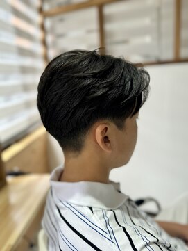 ウタシロイロ(uta shiroiro) メンズカット