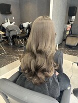 アルドーレフィエロ シンサイバシ(Ardore fiero shinsaibashi) くすみベージュ☆ブリーチなしwカラー【小山田繭】