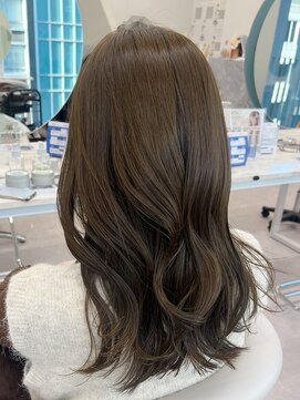 グーフィートーキョー 銀座(Goofy Tokyo) オリーブベージュ/ブリーチなし/透明感カラー/オリーブ