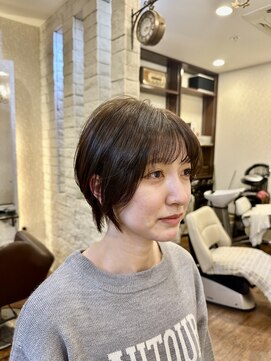 フェリーチェ(FELICE) 大人ショート、小顔ナチュラルショート