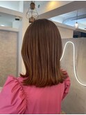 大人の抜け感くびれボブで360°美シルエット