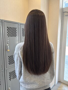 リル バイ フレイムス 川口(Lilou by Frames) くすみベージュ